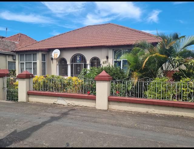 3 BEDROOM HOUSE FOR SALE IN GLENWOOD